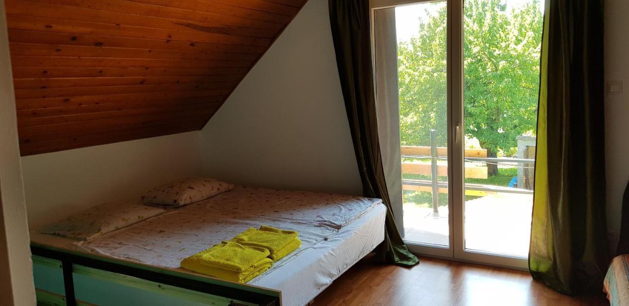Residence At Lake Balaton Siófok Esterno foto