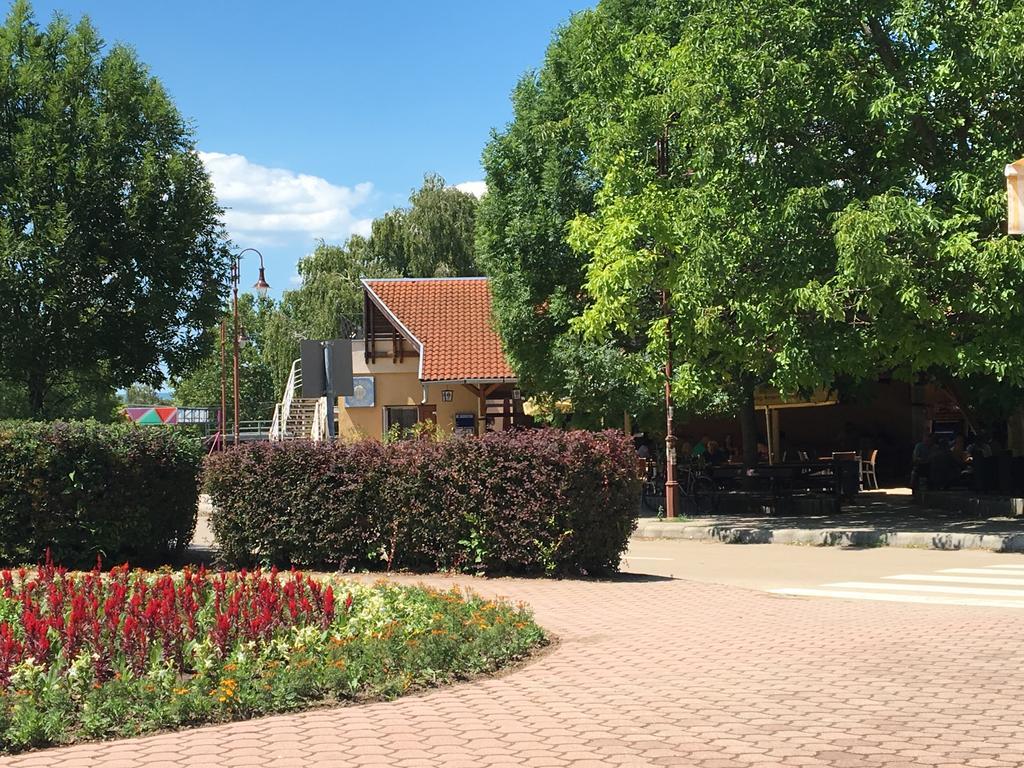 Residence At Lake Balaton Siófok Esterno foto